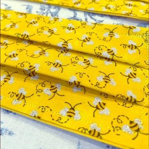 Face Mask Cover Bumblebees